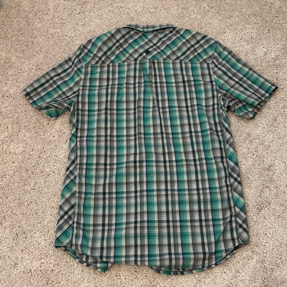 Men’s Prana Green and Gray Casual Button Down Shirt - Picture 2 of 6